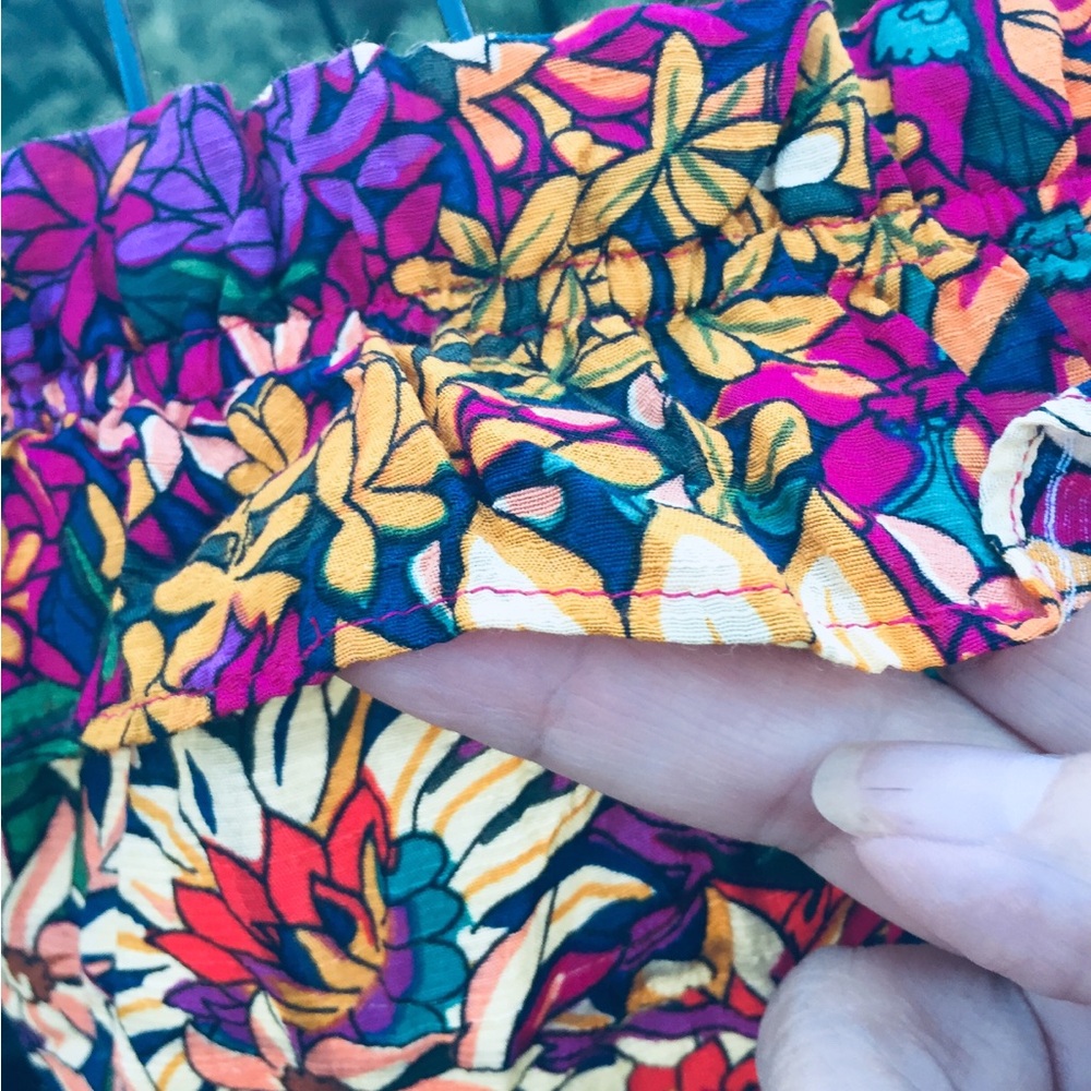 Floral Maeve  Crop Top with peplum - Picture 8 of 11
